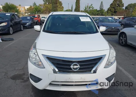 2015 Nissan Versa 1.6 S/1.6 S+/1.6 Sl/1.6 Sv z USA, uszkodzony, nr VIN 3N1CN7AP4FL909277